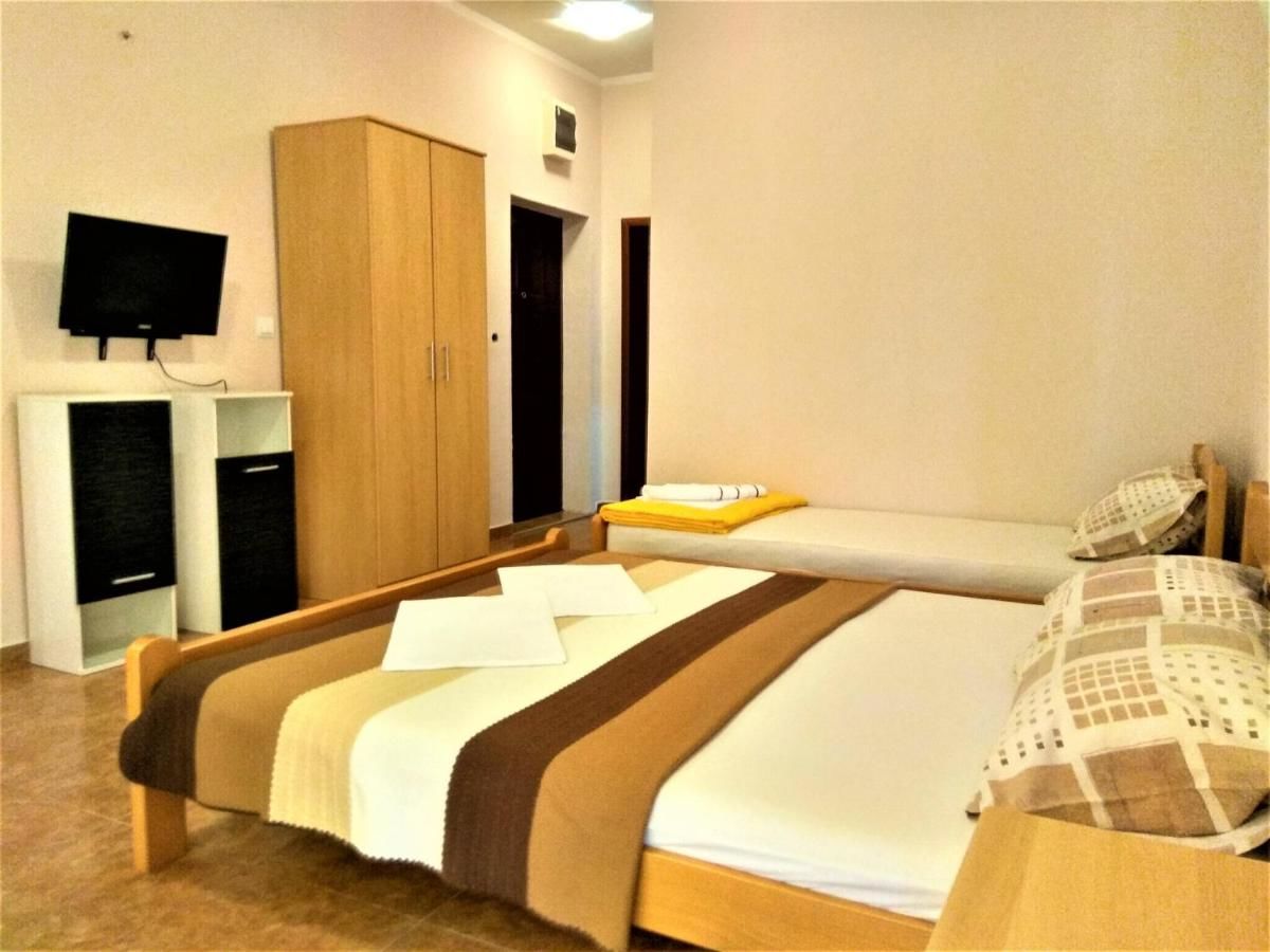 Апартаменты Apartmani Ilic Бечичи-7
