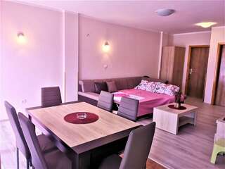Апартаменты Apartmani Ilic Бечичи Апартаменты с балконом-4