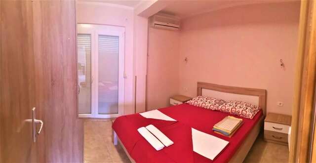 Апартаменты Apartmani Ilic Бечичи-11